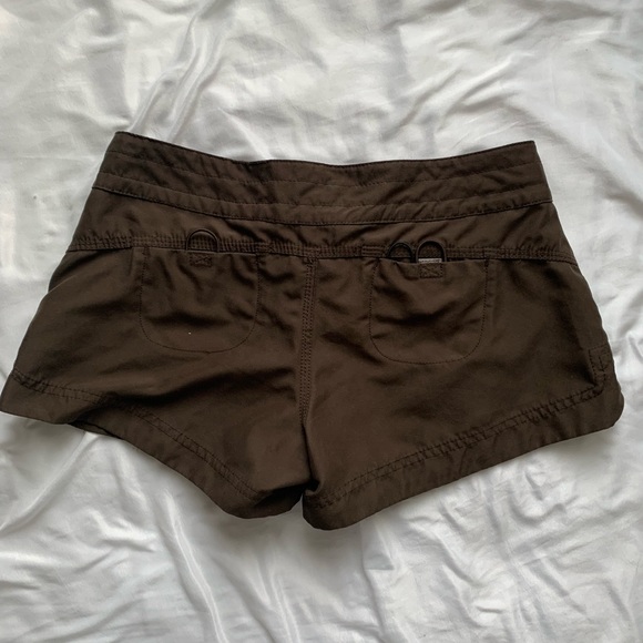VINTAGE BROWN SHORTS - Picture 2 of 3